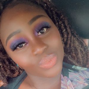 Meet your Posher, Ethleen